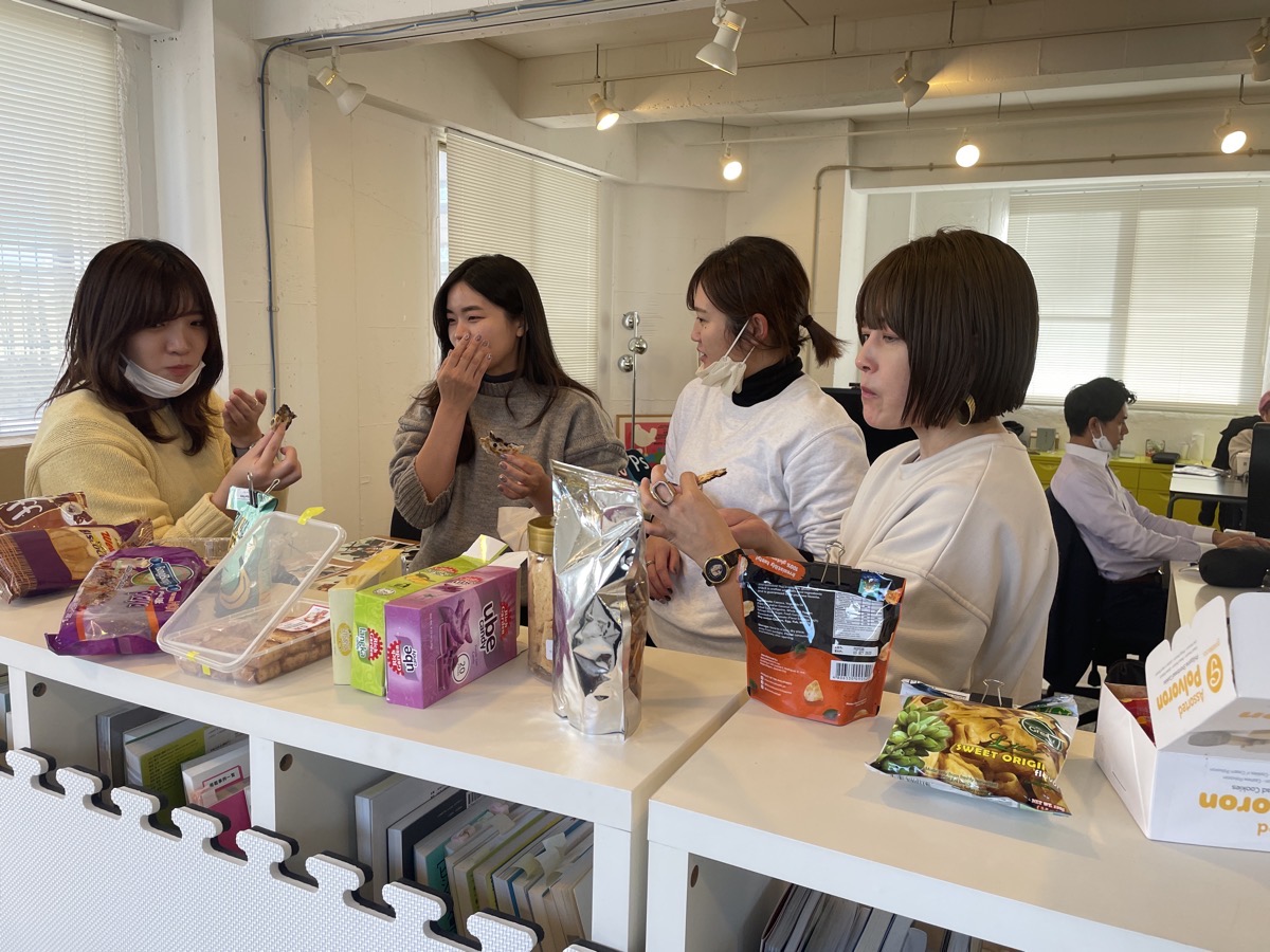 フィリピンお土産の試食会♩